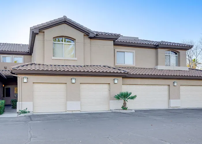 Golf Course Views! Relaxing & Convenient Unit *