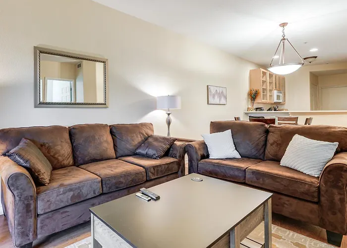 Golf Course Views! Relaxing & Convenient Unit